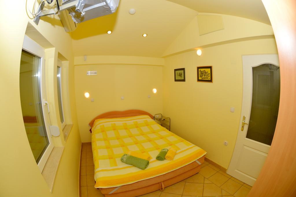 Rooms And Apartaments De Niro Trpejca Bilik gambar