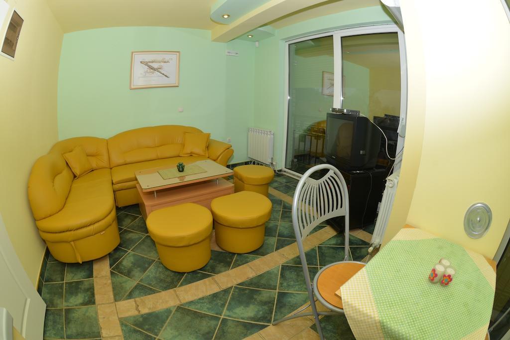Rooms And Apartaments De Niro Trpejca Bilik gambar